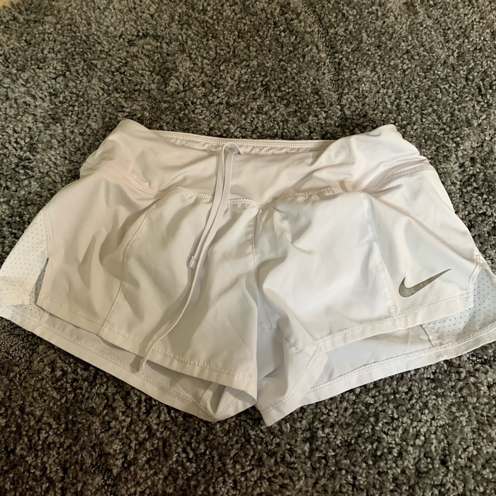 Women’s Nike running shorts size small